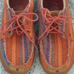Twisted X/ Hooey Looper Western shoes.